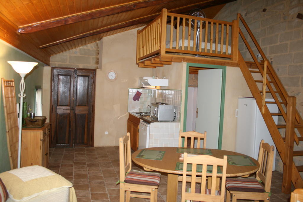 Bastide De La Treille Villa Montaren-et-Saint-Mediers Bilik gambar